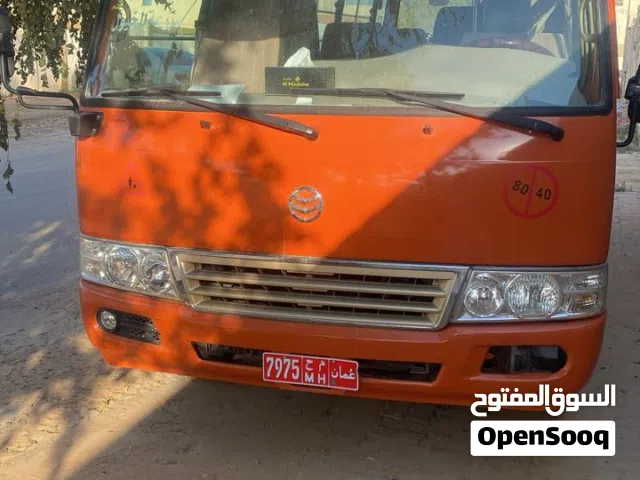 للبيع باص جولدن مع العقد 480 عليه مكينة مستبيشي يصرف ف الشهر 40