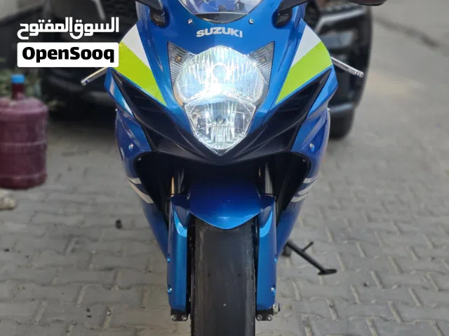 2015 سوزوكي GSX-R750