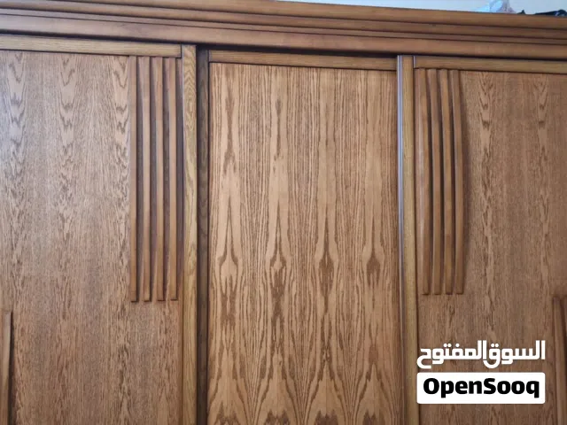 خزانة عائلية خشب لاتيه تفصيل جودة ممتازة