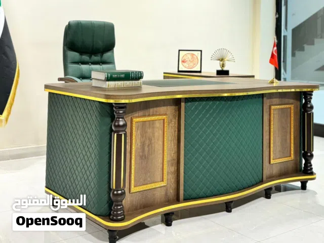 ميز مكتب متوفر بقياس  160سم 180سم 200سم