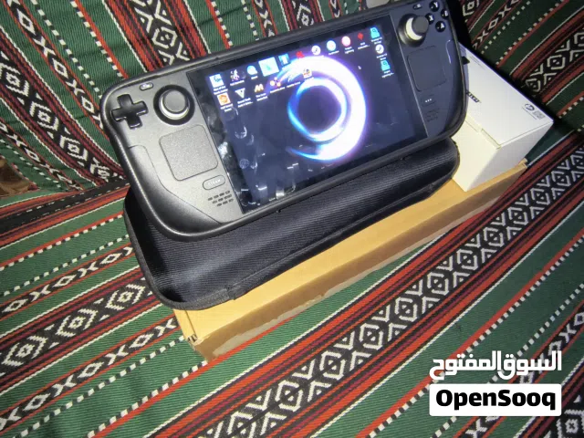 ستيم ديك ، للبيع فقط ذاكرة 1 تيرا وفيها حساب فيه 200 للعبه