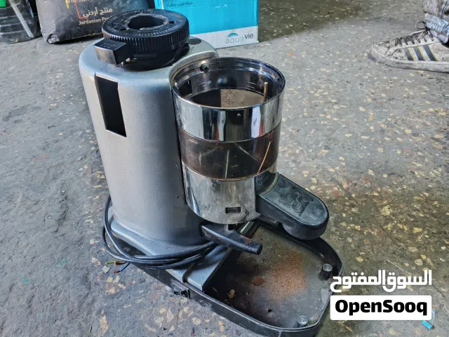 مكينة طحن قهوه ايطاليه