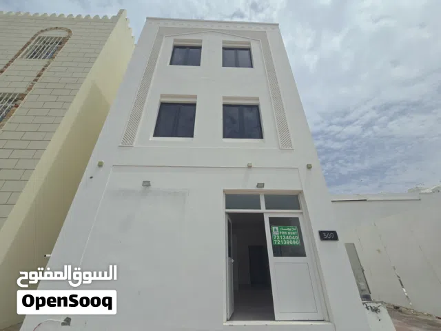 مبني تجاري للايجار مطرح(600r)Commercial building for rent in Muttrah