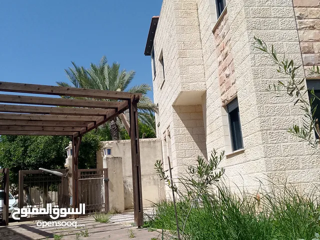 180 m2 3 Bedrooms Villa for Rent in Jenin Al-Jinan