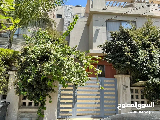198 m2 4 Bedrooms Villa for Sale in Giza 6th of October