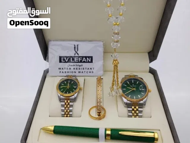 طقم ساعات رجالي ونسائي فاخر مقاوم للماء بثلاثة ألوان (أخضر – ذهبي – فضي) مع سبحة كريستال وسوار أنيق