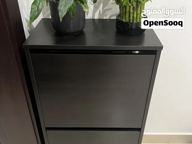 Shoe cabinet