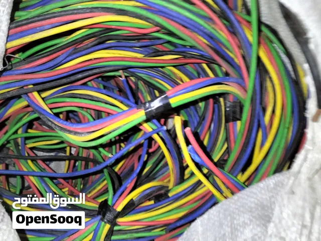 اسلاك 6ملم للبيع استخدام سنه للمحل للبيع بطول تقريبا؟ 500م لتأسيس 3 فاز للمحلات  + قواطع 3 فاز عدد 5