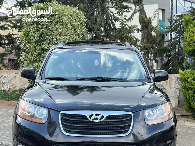 Hyundai Santa Fe 2012 in Tripoli