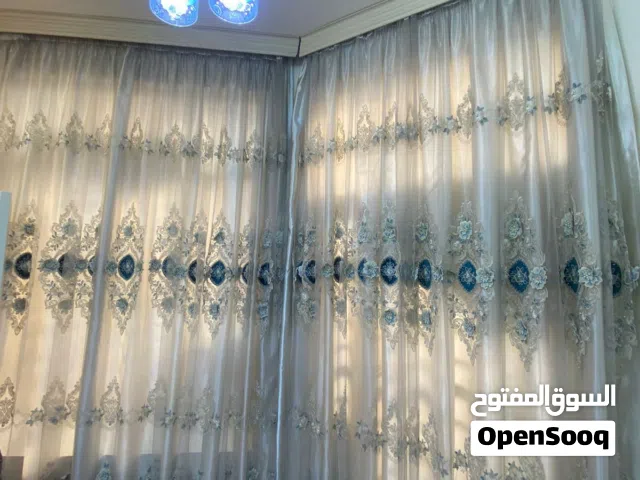 ستائر للبيع مثل ماموضح بالصور نضيفات للبيع
