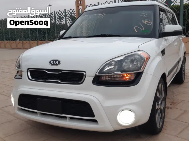2013 كيا سول SX