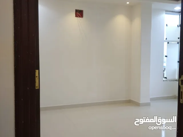 130 m2 1 Bedroom Apartments for Rent in Al Riyadh Ash Shafa