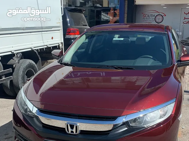 Sedan Honda in Amman