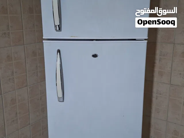 ثلاجة للبيع
