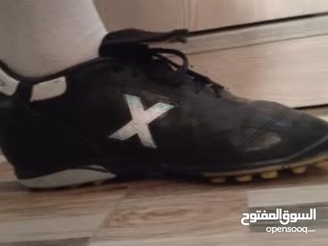 حذاء اصابع شبه جديد