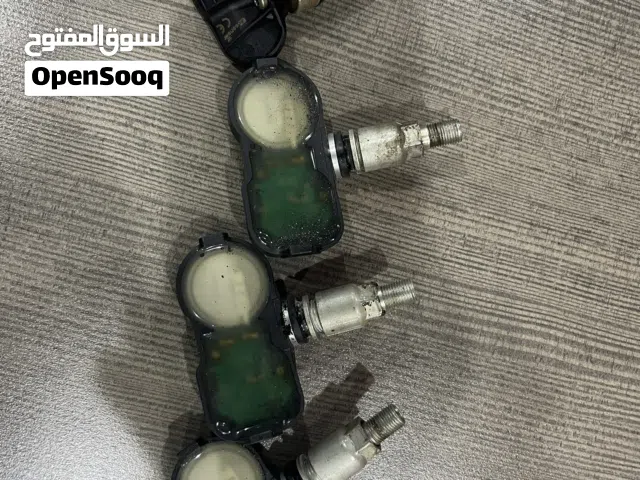 سنسرات هواء الإطارات تيوتا كرولا