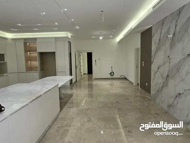 310 m2 4 Bedrooms Apartments for Sale in Amman Deir Ghbar