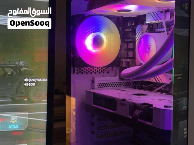 White high performance pc gaming with accessories  بيسي قيمنق أبيض كامل مع ماوس وكيبورد وشاشه