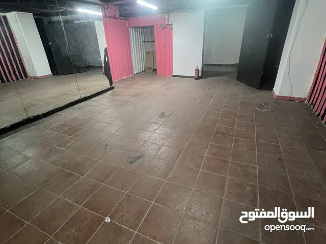مخزن للإيجار بالسالمية علي الدائري الخامس مباشره