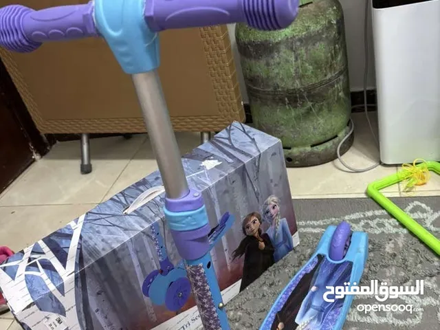 سكوتر بناتي حديد اصلي شتريتها من المول