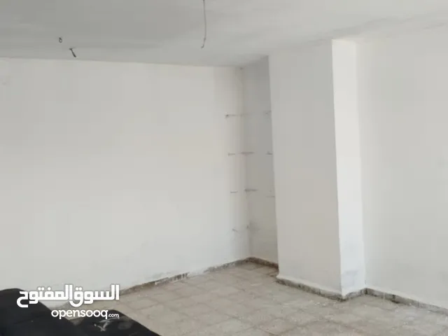 شقة سكنية للبيع مساحتها 65 متر مربع