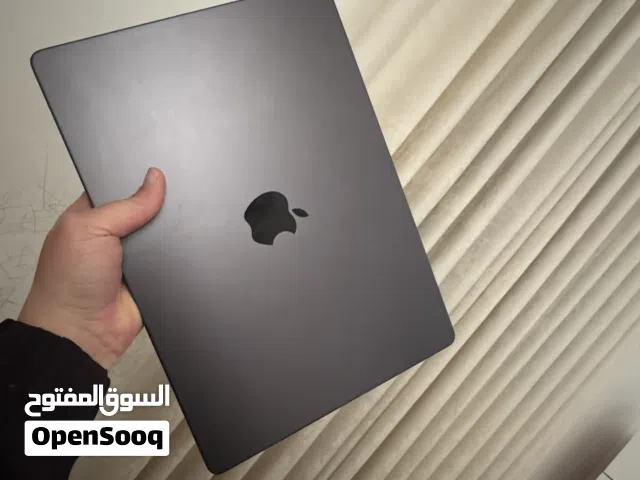 ماك بوك برو كرتونة