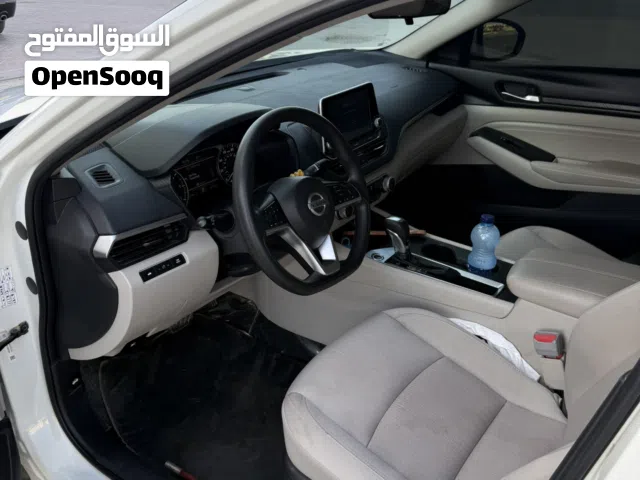 2020 نيسان التيما S