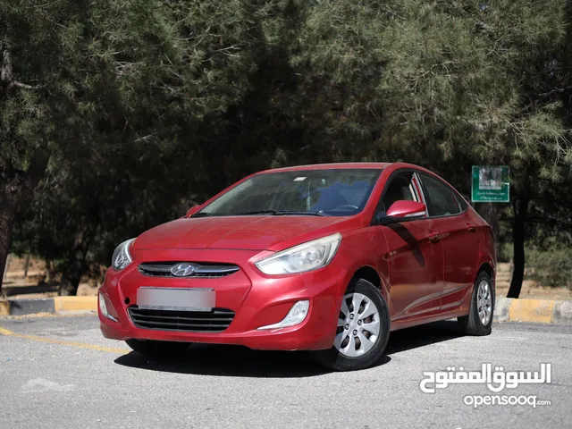 هونداي اكسنت 2015 للبيع بحالة جيدة وسعر مغري قابل للتفاوض