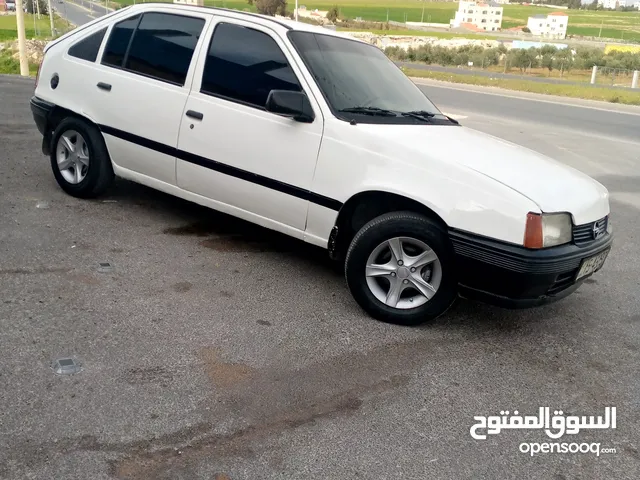 Opel Kadett 1988 in Al Karak