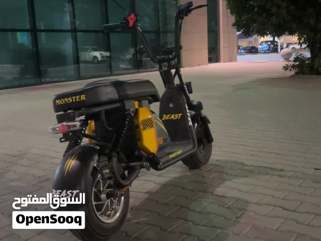 للبيع سكوتر ميني هارلي 701 ممتاز شبه جديد