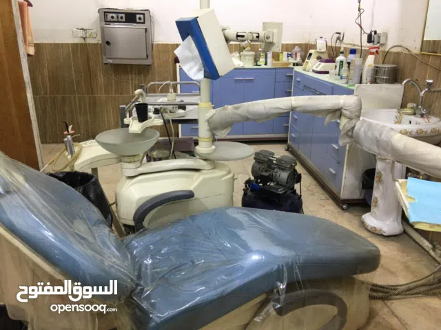 عيادة اسنان للبيع
