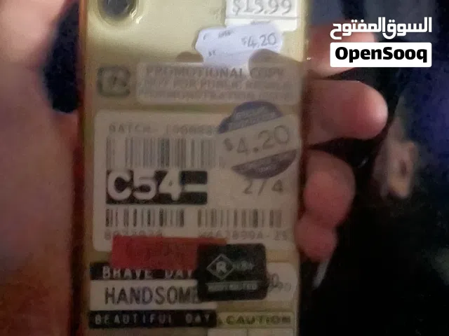تلفون نضيف من داخل بس كاميرا مكسورة