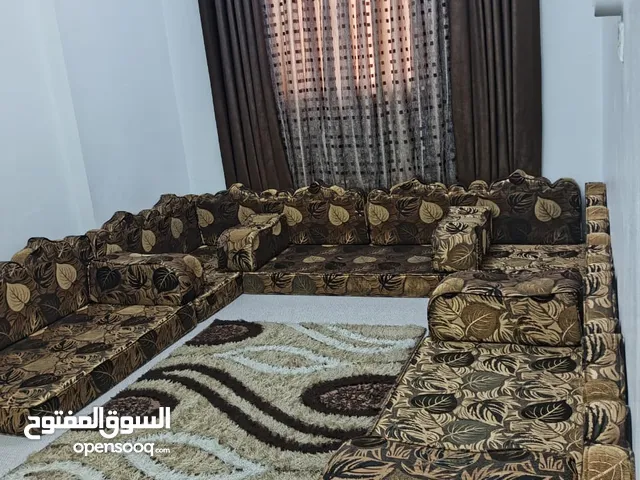 مجلس عربي+برداي تركي مع كامل أغراضها