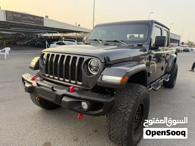 2023 جيب جلادياتور Sport