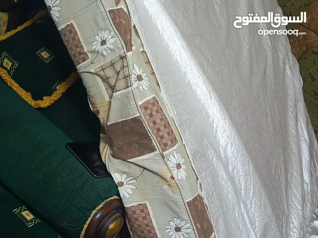 فرشه للبيع مزوج التواصل واتس اب