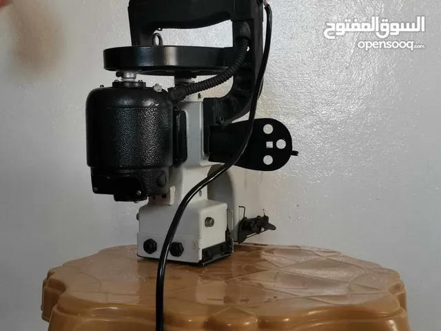 ماكينه خياطه جديده صناعه هنديه الصناعه الثقيله نخب اول درز وخياطه شوالات والقماش واستخدامات اخرا ل