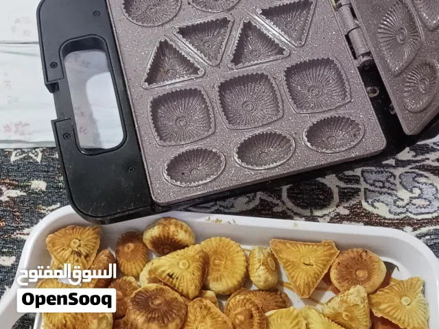 شواية كهربائية مستخدمة نظيفة جداً و بسعر مناسب ان شاء الله ما نختلف على السعر الشراي يتفضل خاص