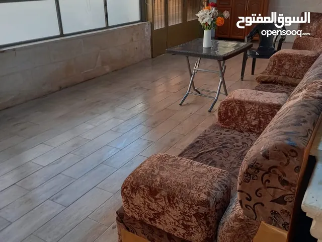 200 m2 5 Bedrooms Apartments for Sale in Amman Tabarboor