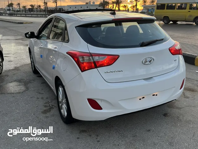Hyundai Elantra GLS in Tripoli
