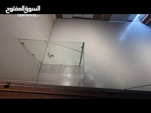 للاييجار محل 140 م بابو الحصاني بريميو لوكيشن ع الشارع تشطيب سوبر ديلوكس ايجار 2700 دك شهرين سماح