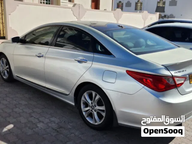 2013 هيونداي سوناتا Limited