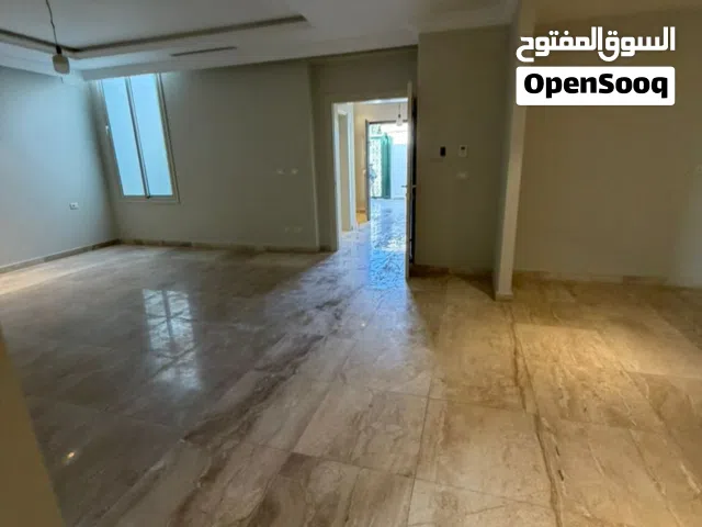 750 m2 More than 6 bedrooms Villa for Sale in Tripoli Al-Shok Rd