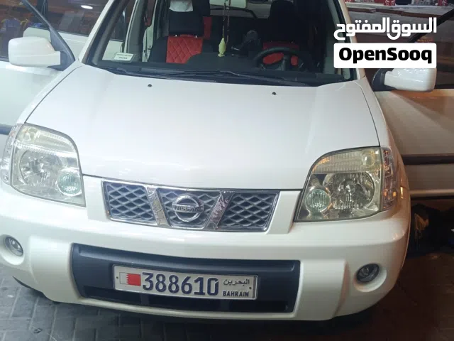 2011 نيسان X-تريل SL