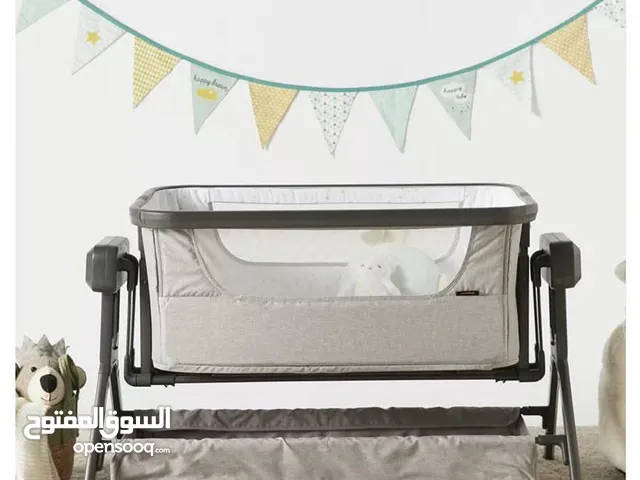 Giggles Bassinet Like Brandnew Condition