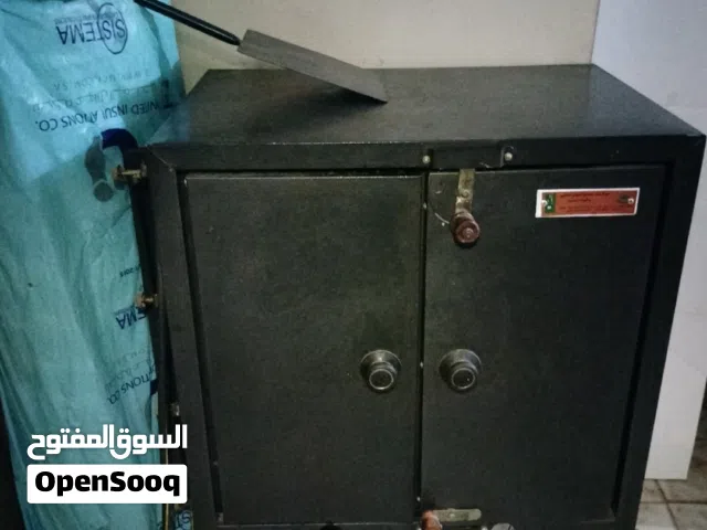 فرن للبيع مع 3 صحون كبار