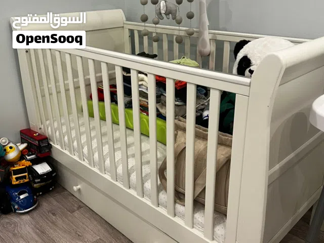 kids room furniture (nursery)