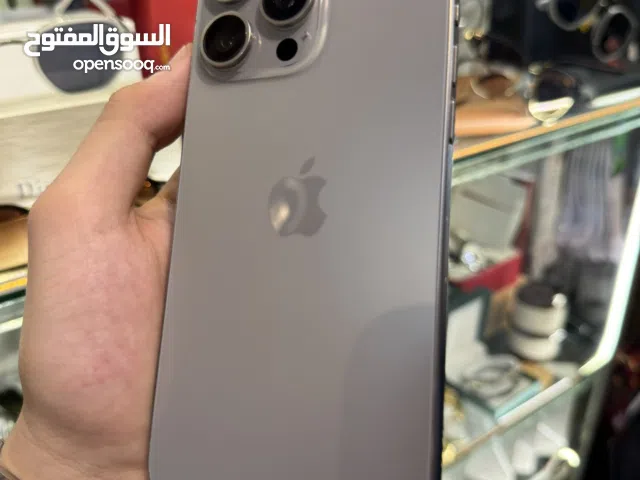 Iphone 15 Pro Max 256/88 Garantie Mhal