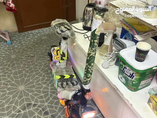 سكوتر كهربائي المدرعة الوحش الشبح المضيء