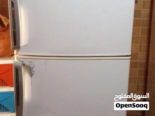 مبرد في حاله ممتازه للبيع نوع سانيو 18 القدم وبسعر مغري جدا