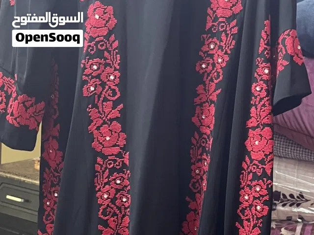 ثوب فلاحي تطريز يدوي ست عروق